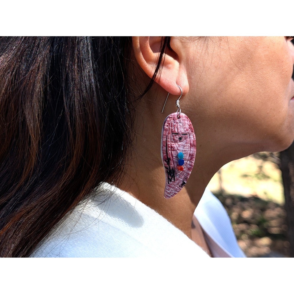 Zuni Purple White Spiny Oyster Corn Maiden Earrings Sterling Silver Signed - Picture 5 of 8